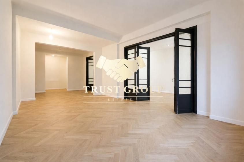 Apartament cu 4 camere decomandat, mobilat în Ultracentral