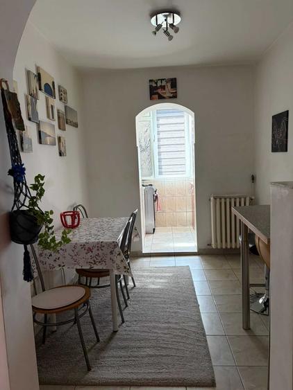 Apartament cu 2 camere decomandat în Decebal