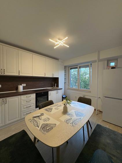 Apartament cu 2 camere decomandat în Cantemir