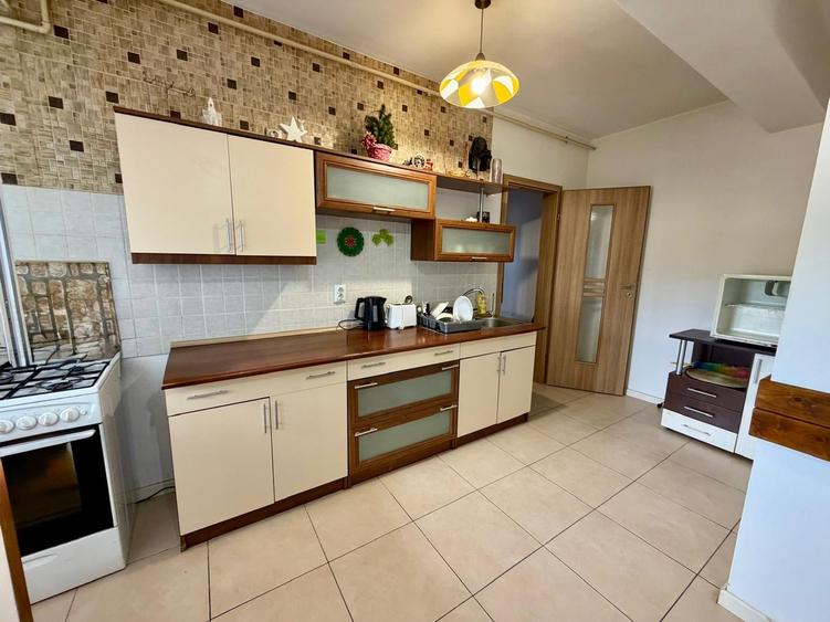 Apartament cu 3 camere în Central