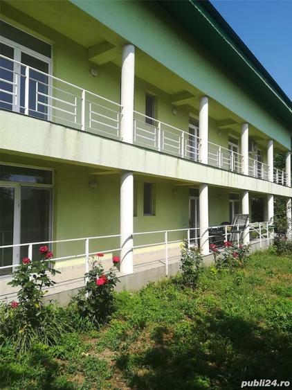 Casă cu 7 camere cu Teren 2061 Mp în Central