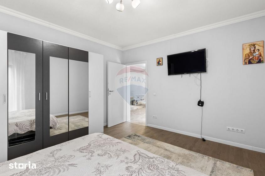 Casă cu 5 camere cu Teren 620 Mp în Macea