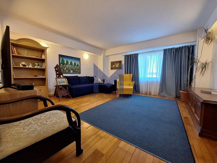 Apartament cu 3 camere decomandat, mobilat în Gheorgheni