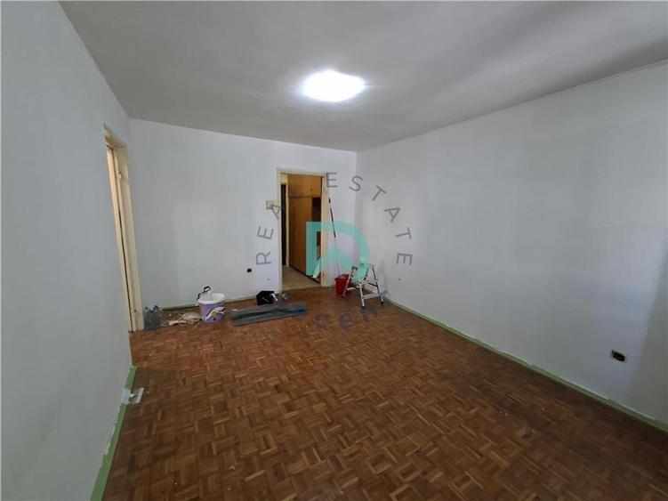Apartament cu 2 camere circular în Vlahuță