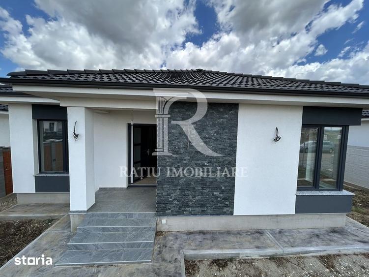 Casă cu 4 camere cu Teren 500 Mp în Sântandrei