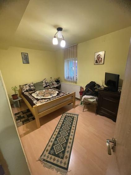 Casă cu 3 camere cu Teren 658 Mp în Central