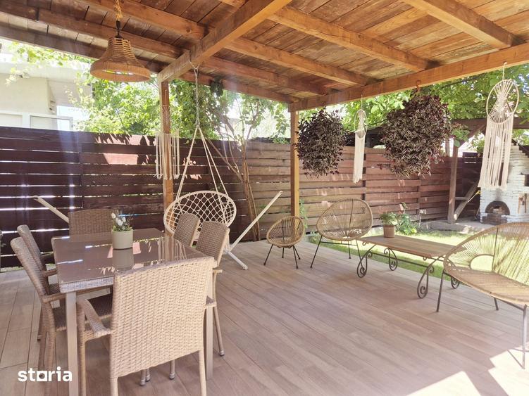 Casă cu 4 camere cu Teren 325 Mp în Central