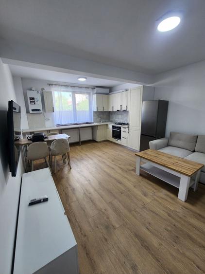 Apartament 2 camere , 6 min metrou Aparatorii Patriei, NOU , centrala ,AC , TV , prima inchiriere - 1