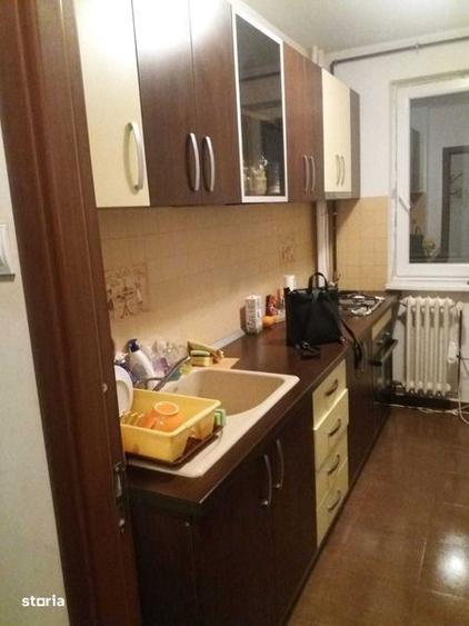 Apartament cu 3 camere decomandat, mobilat în Olimpia-Stadion