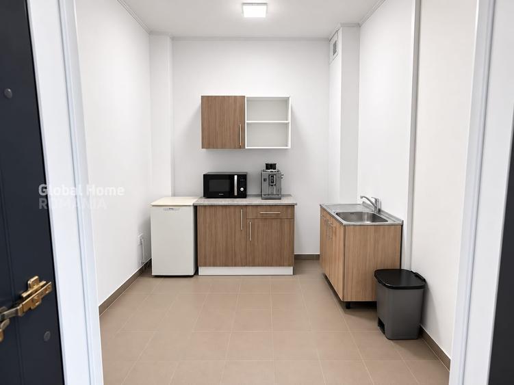 Spațiu comercial, de 81.559997558594 mp, în Berceni