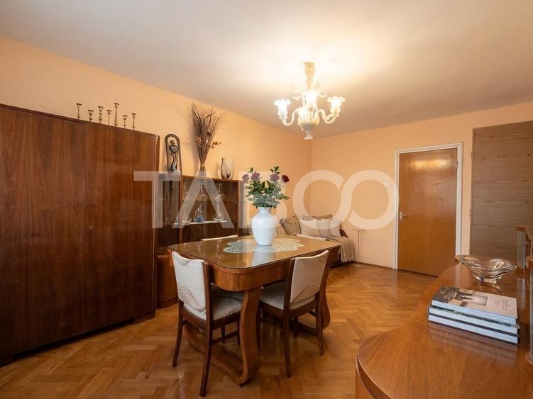 Apartament cu 2 camere decomandat, mobilat în Mihai Viteazul