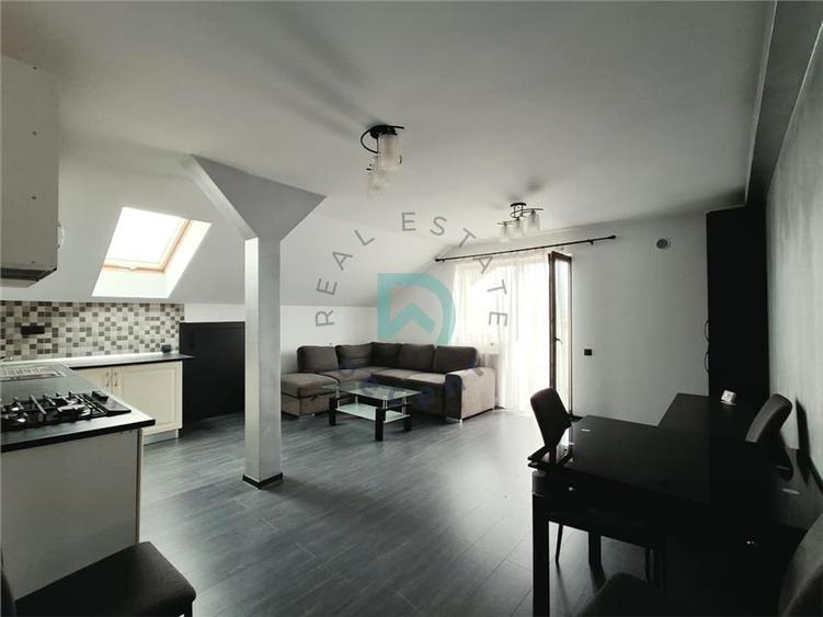 Apartament cu 3 camere decomandat, mobilat în Șelimbăr