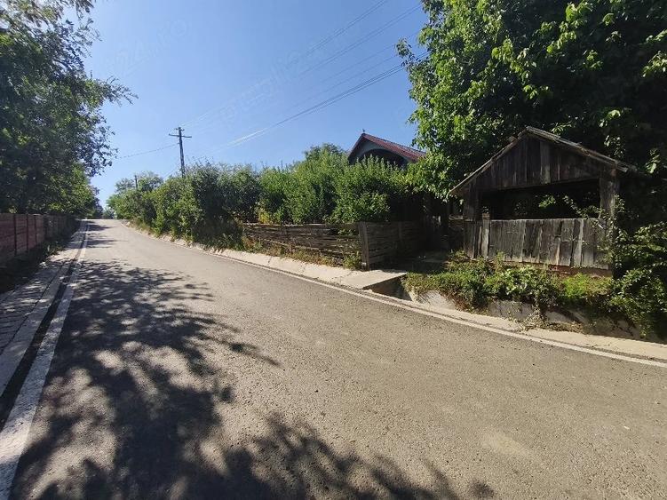 Casă cu 3 camere cu Teren 2645 Mp în Dragalina (Hlipiceni)