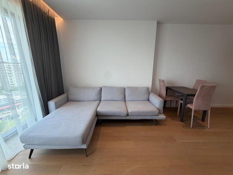 Apartament cu 3 camere semidecomandat în Floreasca