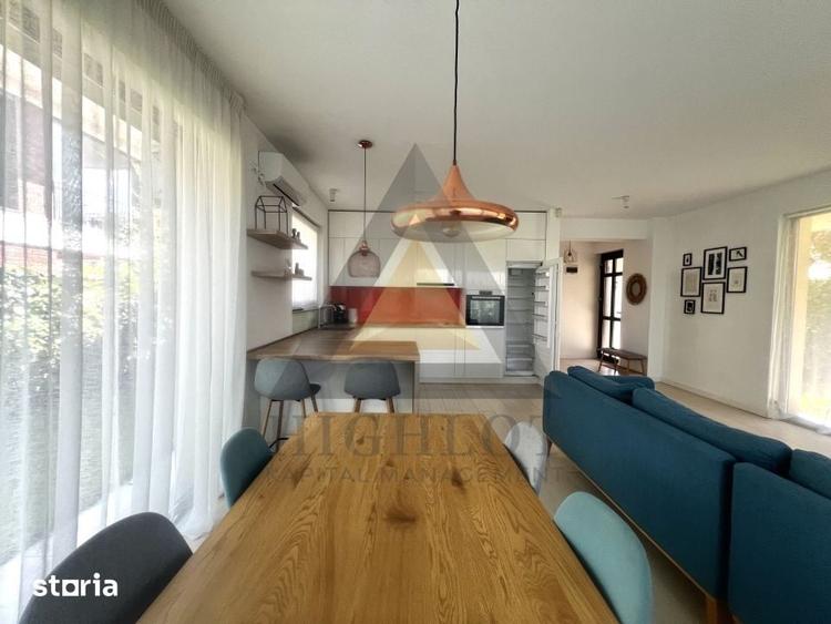 Casă cu 5 camere cu Teren 260 Mp în Central