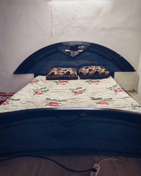 Apartament cu doua camere in Bucuresti la curte,compus din doua camere,baie,bucatarie utilat/mobilat plus curte - 1