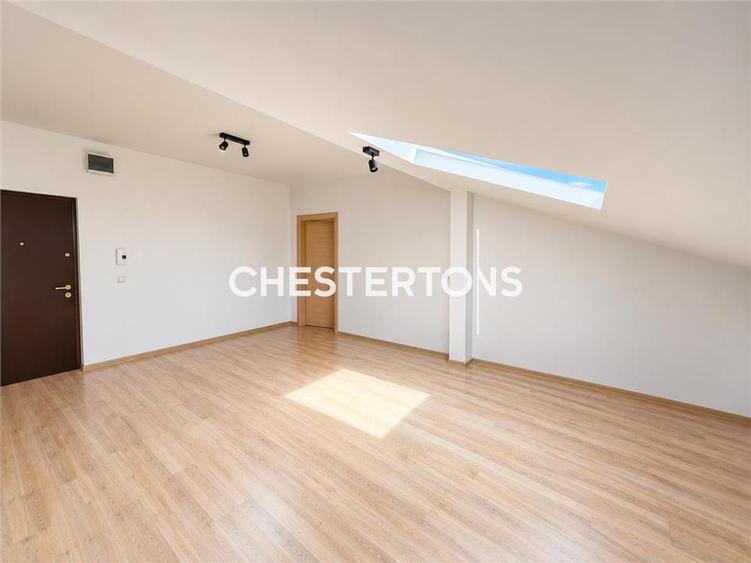 Apartament cu 2 camere semidecomandat în Prelungirea Ghencea