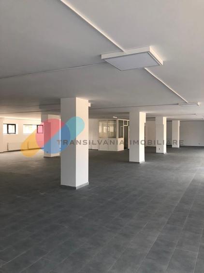 Spațiu comercial, de 200 mp, în Dâmbul Rotund