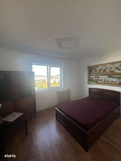 Apartament cu 2 camere semidecomandat în Decebal
