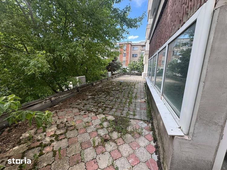 Apartament cu 4 camere decomandat în Bistrița Lac