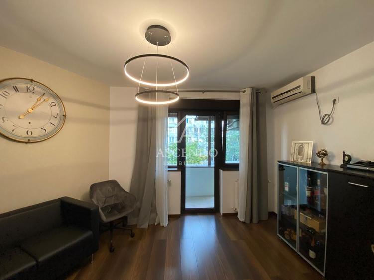 Apartament cu 6 camere decomandat, mobilat în Arcul de Triumf