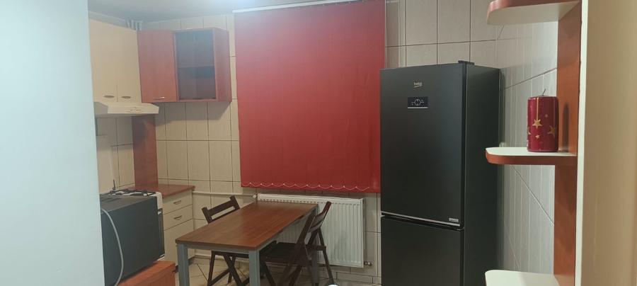 Apartament cu 2 camere decomandat, mobilat în Gorjului