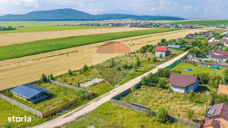 Teren de 1400 mp, în Central