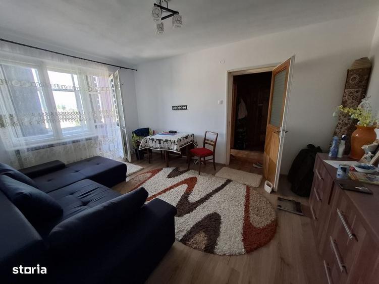 Apartament cu 2 camere decomandat în Republicii