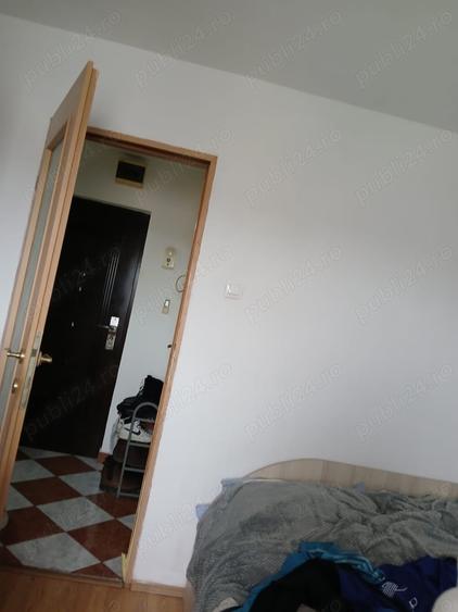 Apartament cu 2 camere decomandat în Fratelia