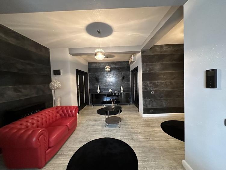 Casă cu 4 camere în Buzaului