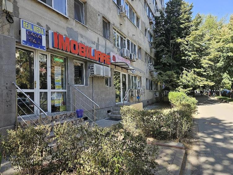 Spațiu comercial, de 6 mp, în Drumul Taberei