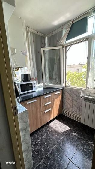 Apartament cu 2 camere decomandat în Viile Noi