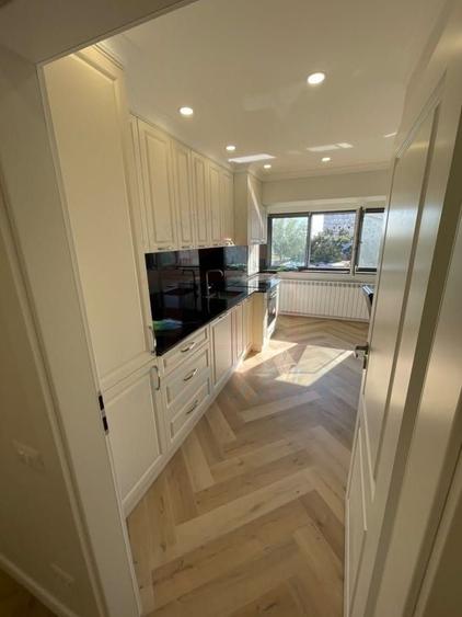 Apartament cu 2 camere în Micro 20