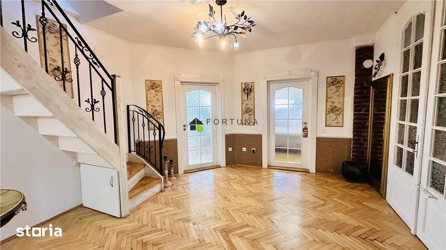 Apartament cu 4 camere în Ultracentral