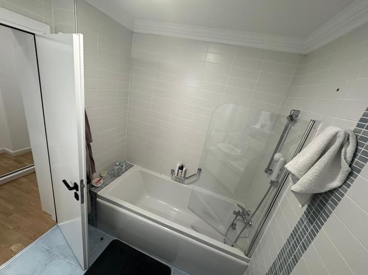 Apartament cu 3 camere decomandat în Floreasca