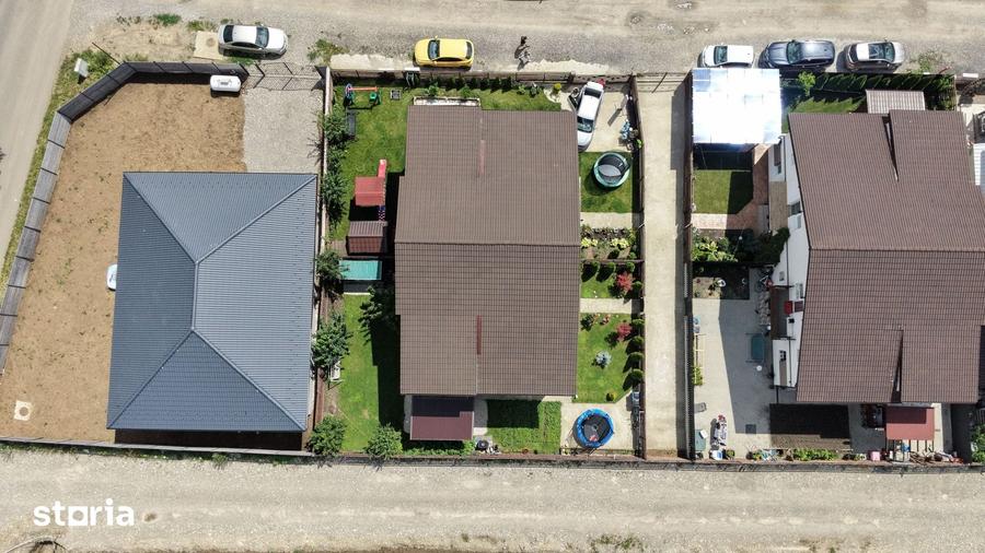 Casă cu 4 camere cu Teren 300 Mp în Tărlungeni