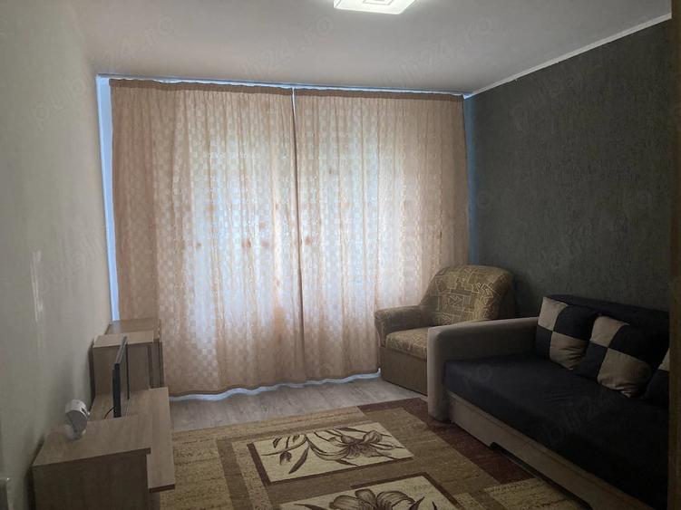 Garsonieră decomandată în Exterior Vest