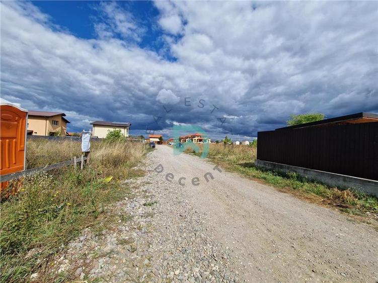 Teren Construcții intravilan de 900 mp, în Cristian