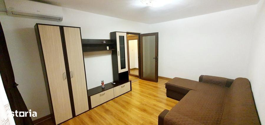 Apartament cu 2 camere decomandat, mobilat în Tei