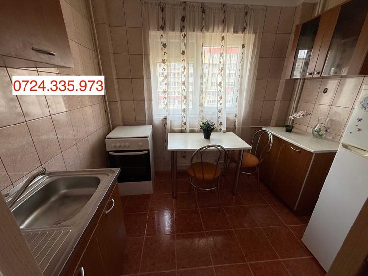 Garsonieră decomandată în Alexandru Obregia