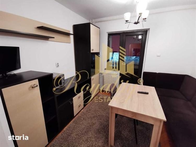 Apartament cu 2 camere decomandat în Soarelui