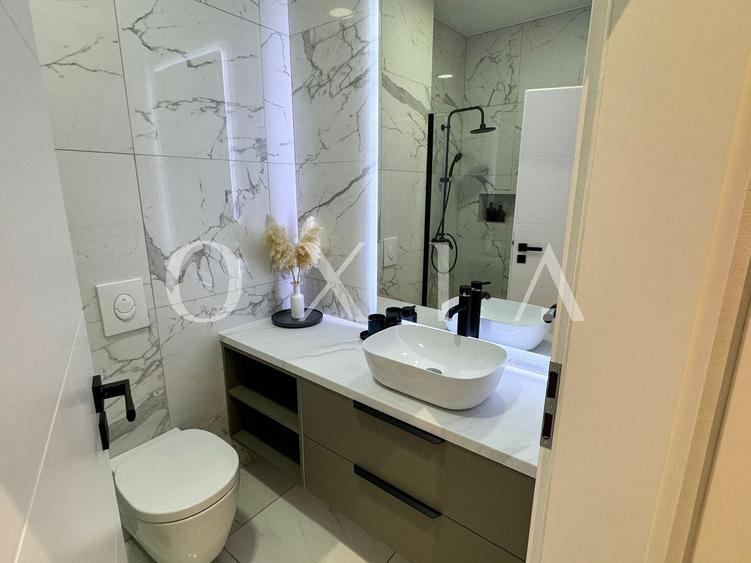 Apartament cu 3 camere semidecomandat, mobilat în Giroc