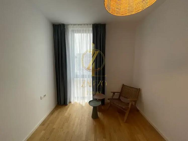 Apartament cu 3 camere semidecomandat, mobilat în Take Ionescu