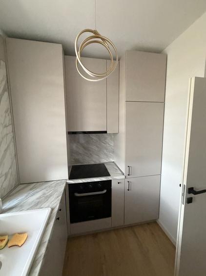 Apartament cu 2 camere semidecomandat în Tunari
