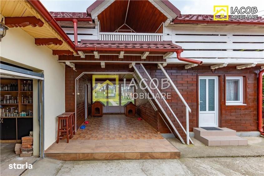 Casă cu 4 camere decomandat cu Teren 3762 Mp în Coman
