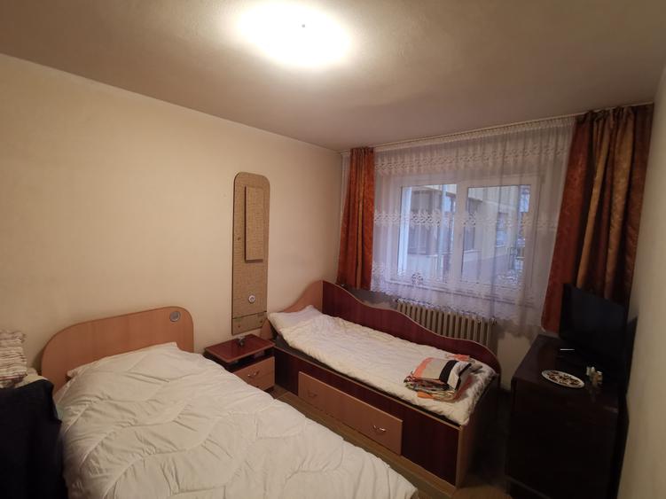 Spațiu comercial, de 80 mp, în Ultracentral