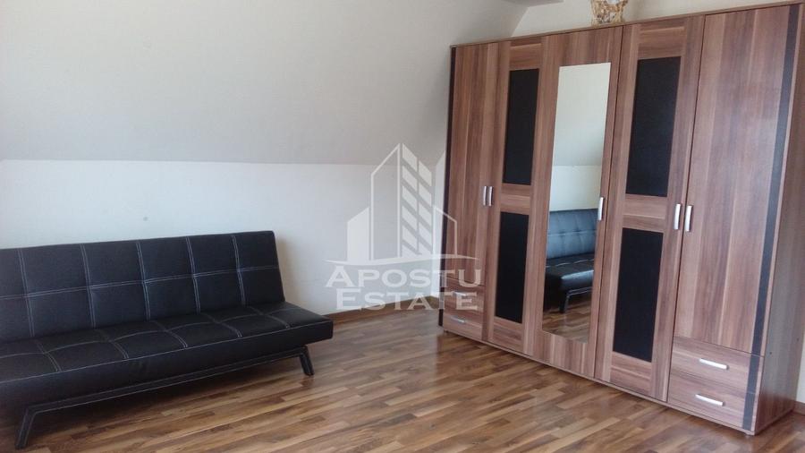 Apartament cu 2 camere semidecomandat în Lipovei