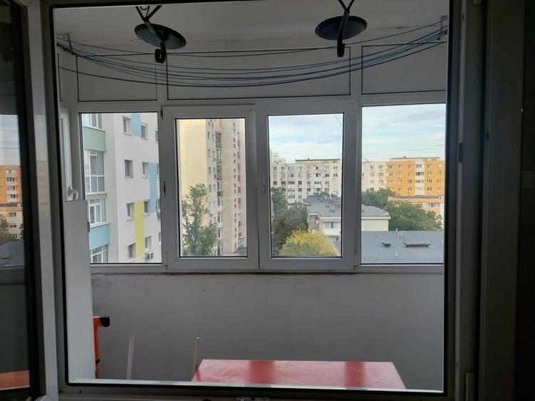 Apartament cu 3 camere decomandat în Rahova