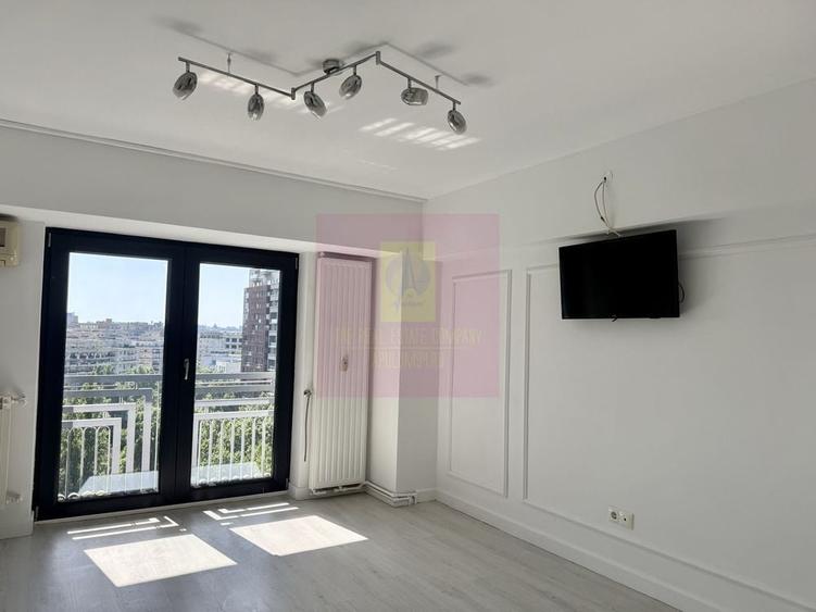 Apartament cu 4 camere decomandat, mobilat în P-ța Unirii