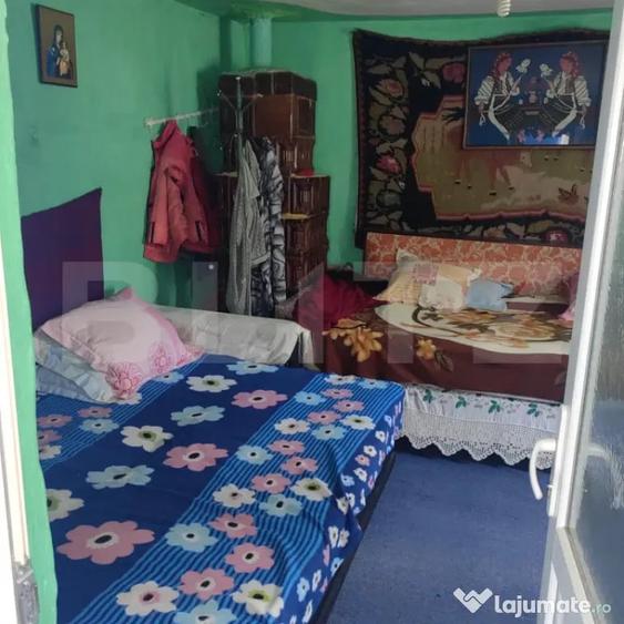Casă cu 3 camere cu Teren 1700 Mp în Central